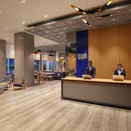 Holiday Inn Express Gurugram Sector 50 By Ihg Gurgáon Exteriér fotografie