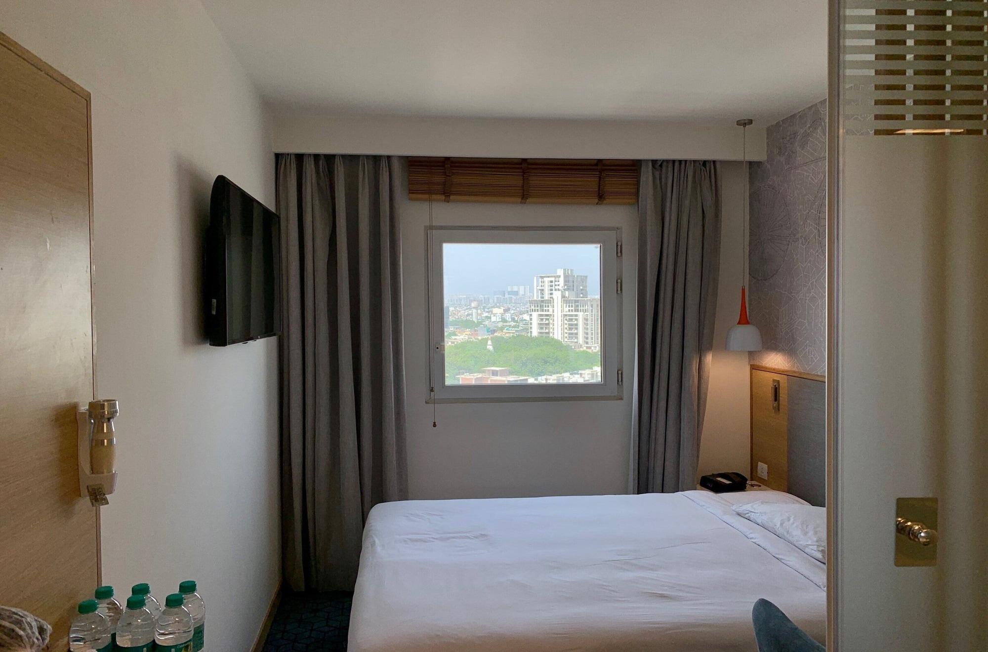 Holiday Inn Express Gurugram Sector 50 By Ihg Gurgáon Exteriér fotografie