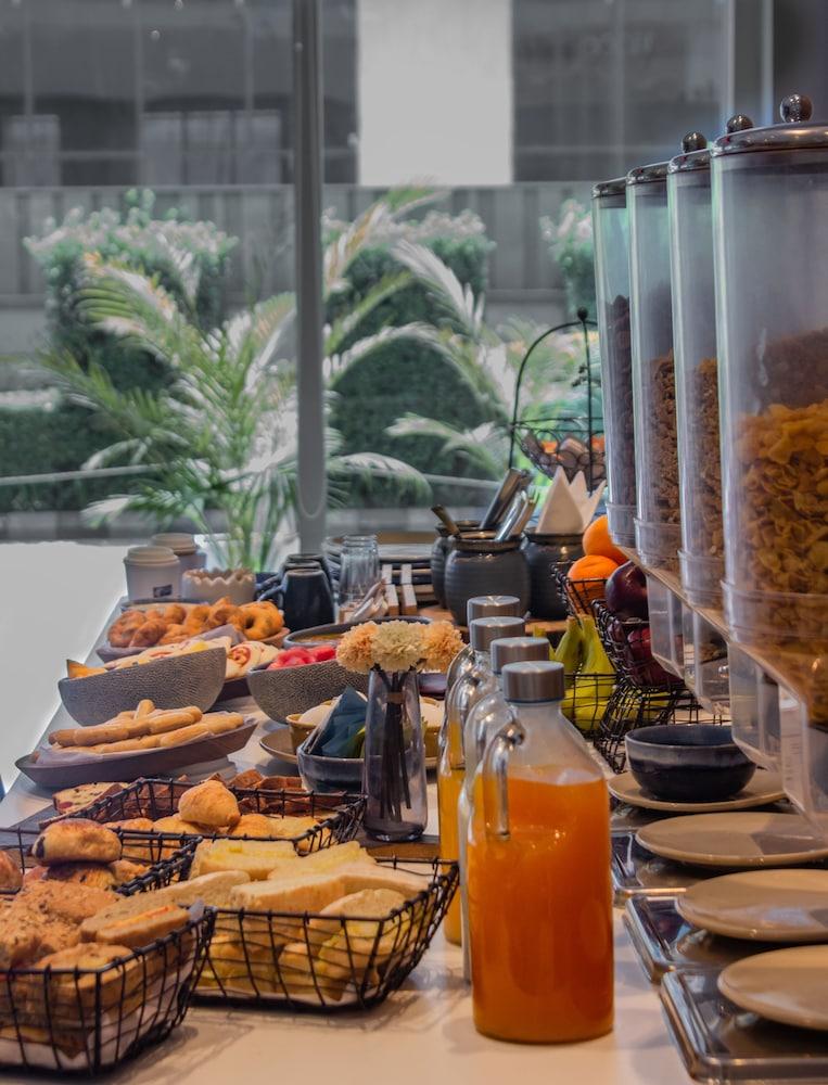 Holiday Inn Express Gurugram Sector 50 By Ihg Gurgáon Exteriér fotografie